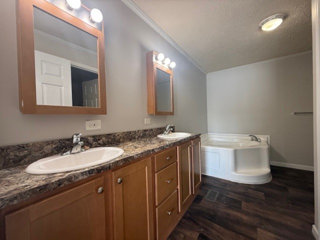 CAR Carrington Pointe