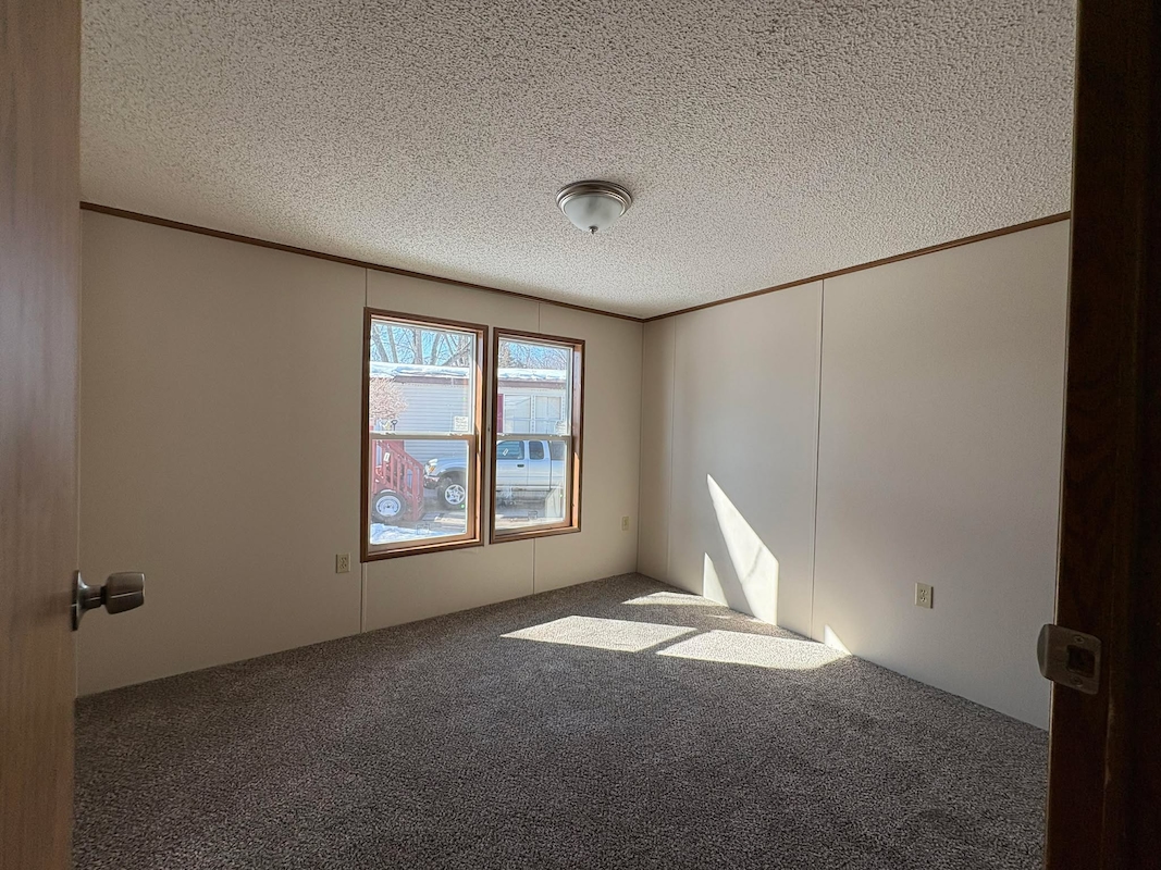 HWV Holiday West Village