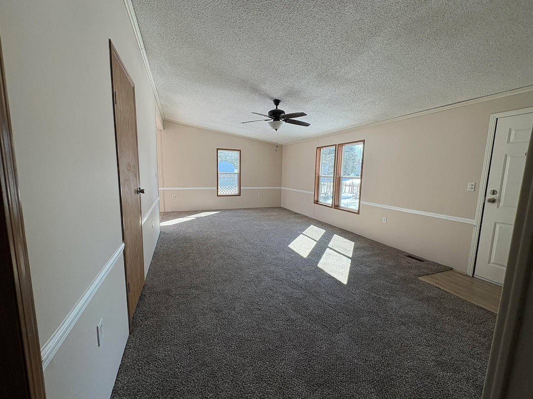 HWV Holiday West Village