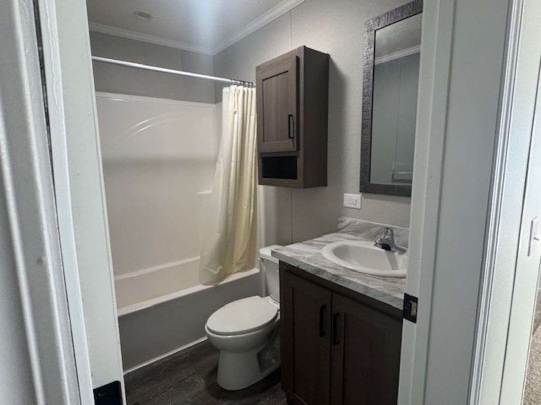 HLL Hawaiian Gardens/Holly Village