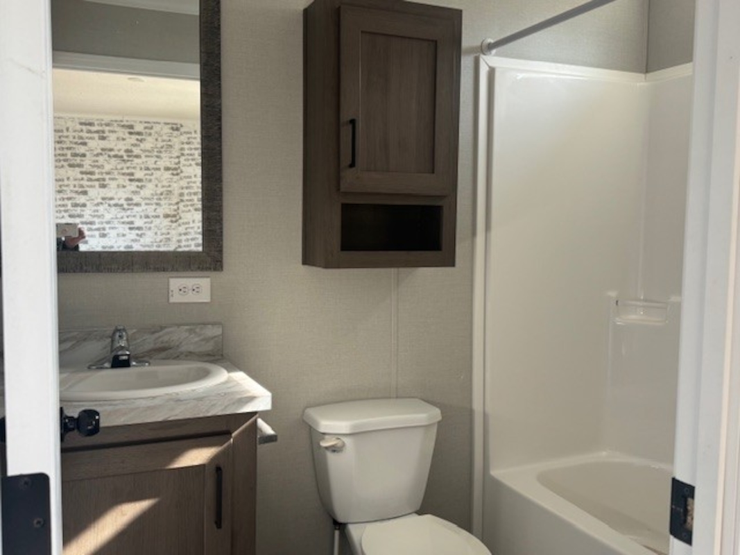 HLL Hawaiian Gardens/Holly Village