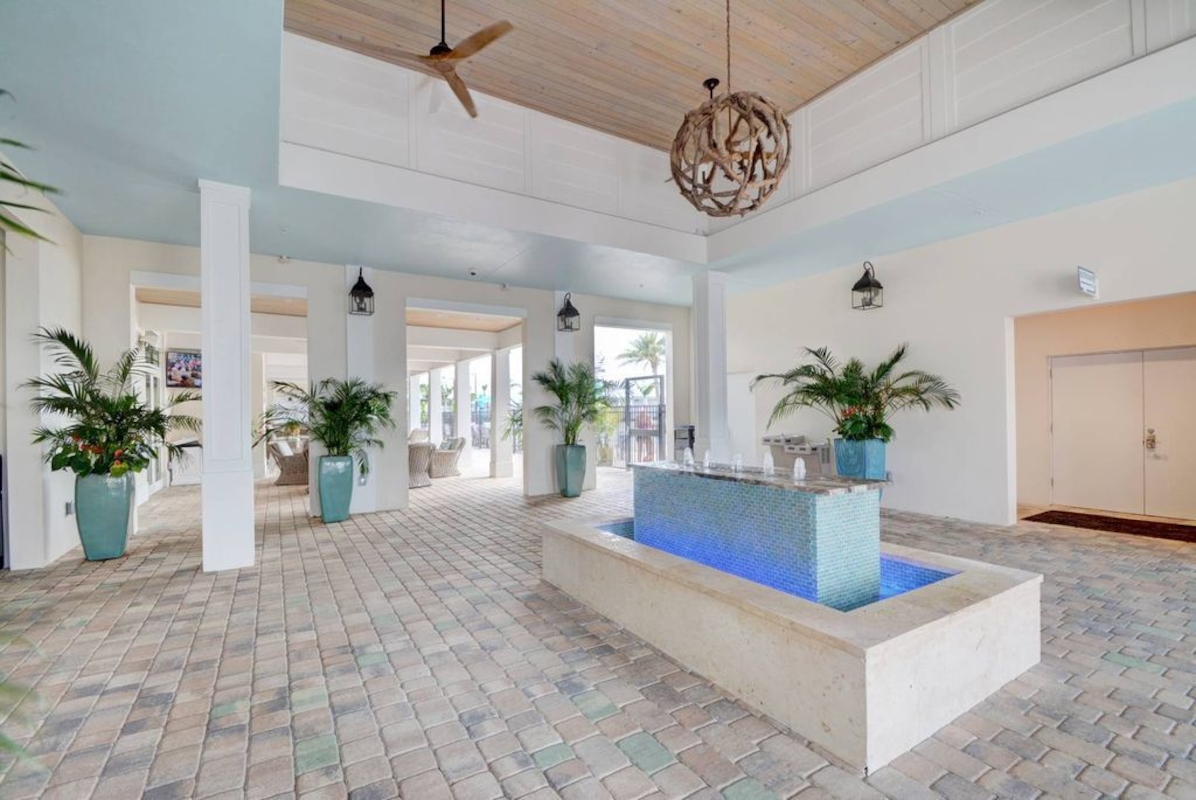 OBJ Ocean Breeze Resort