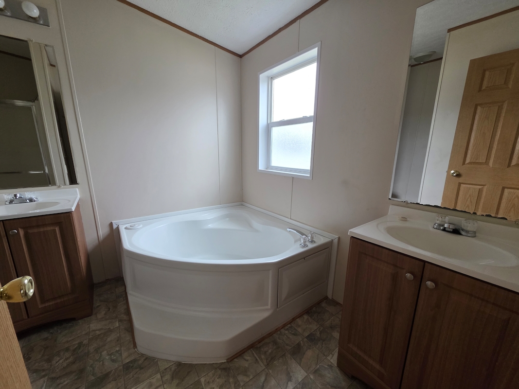 PNV Pineview Estates