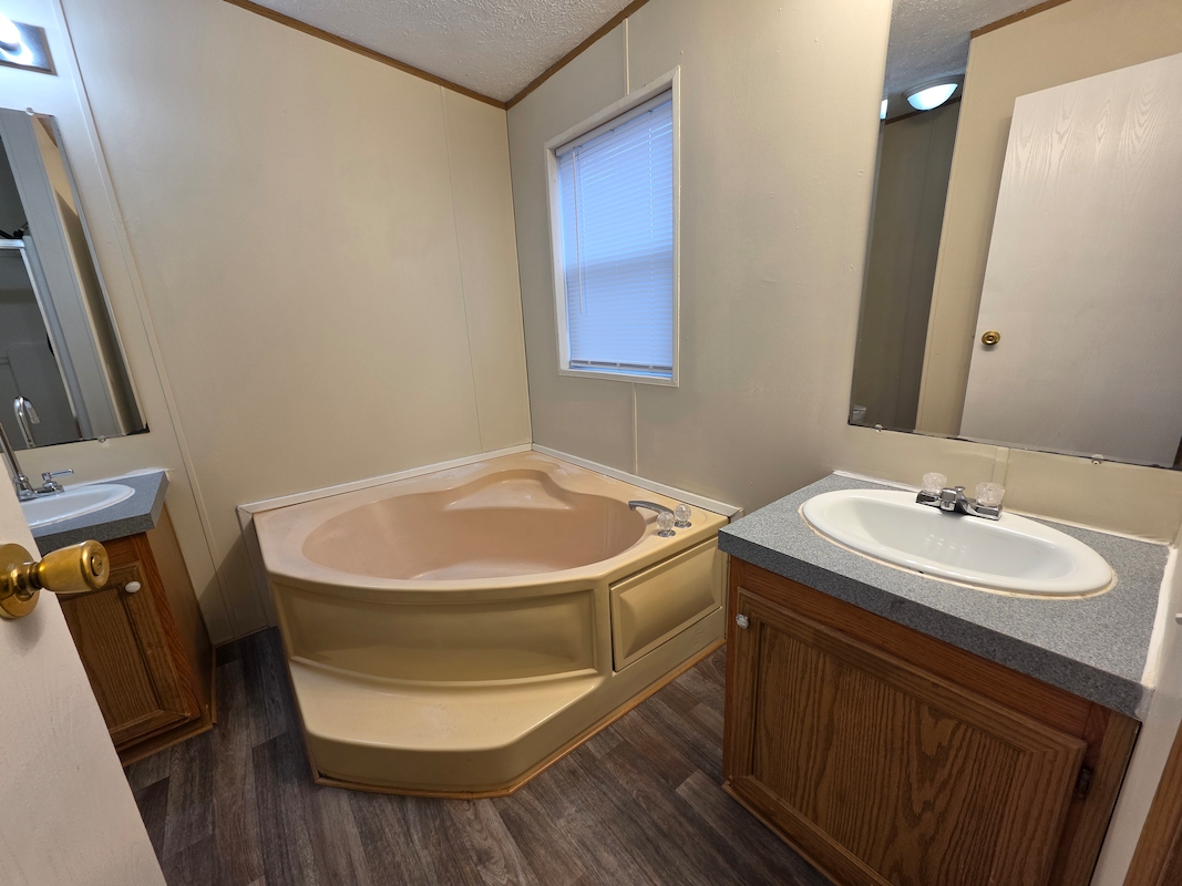 PNV Pineview Estates