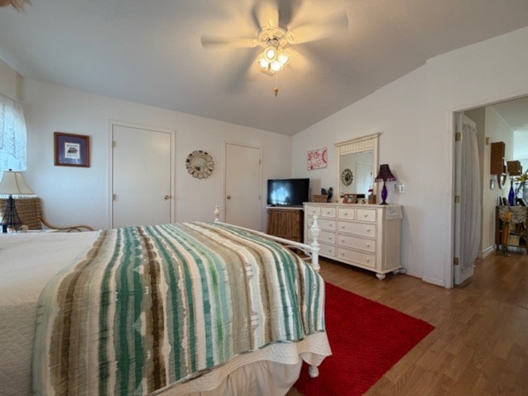 LAK Lake Juliana Landings