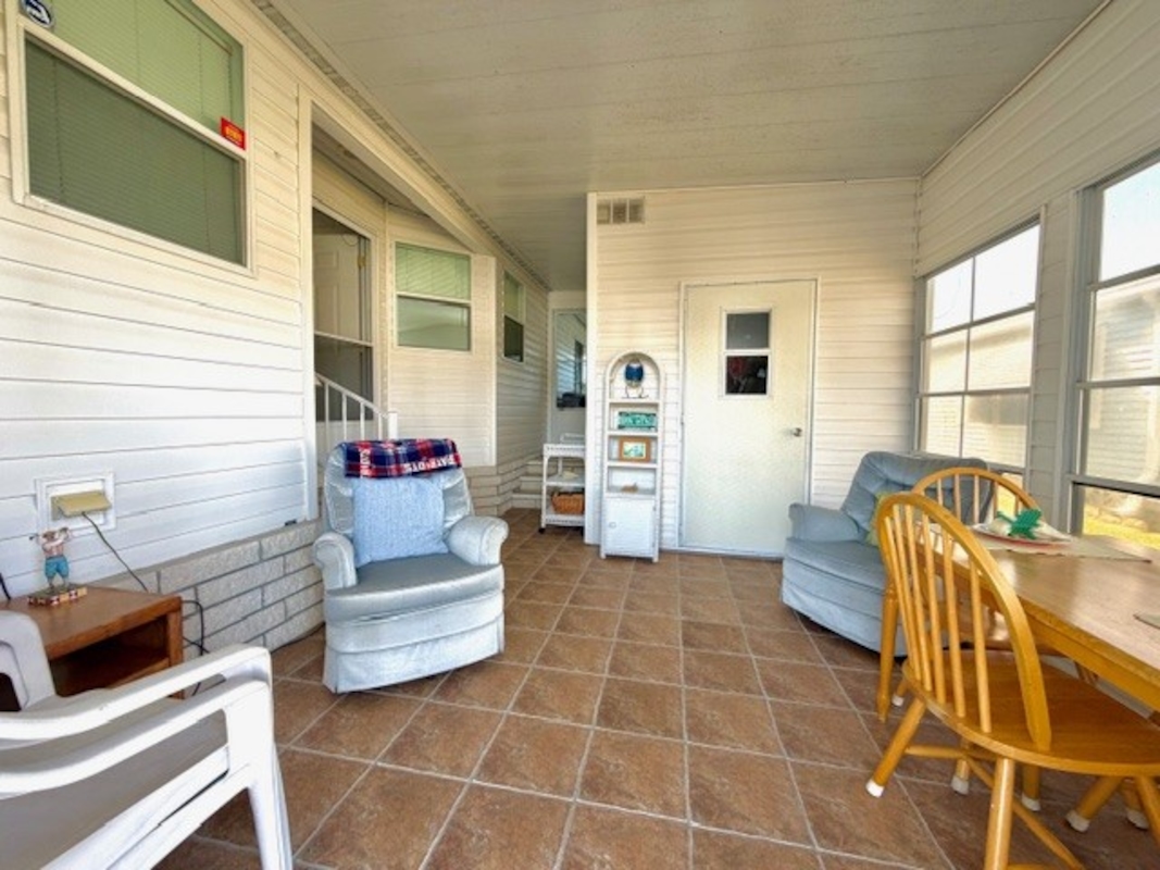 LAK Lake Juliana Landings