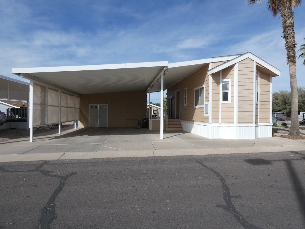 PCK Palm Creek Resort & Residences