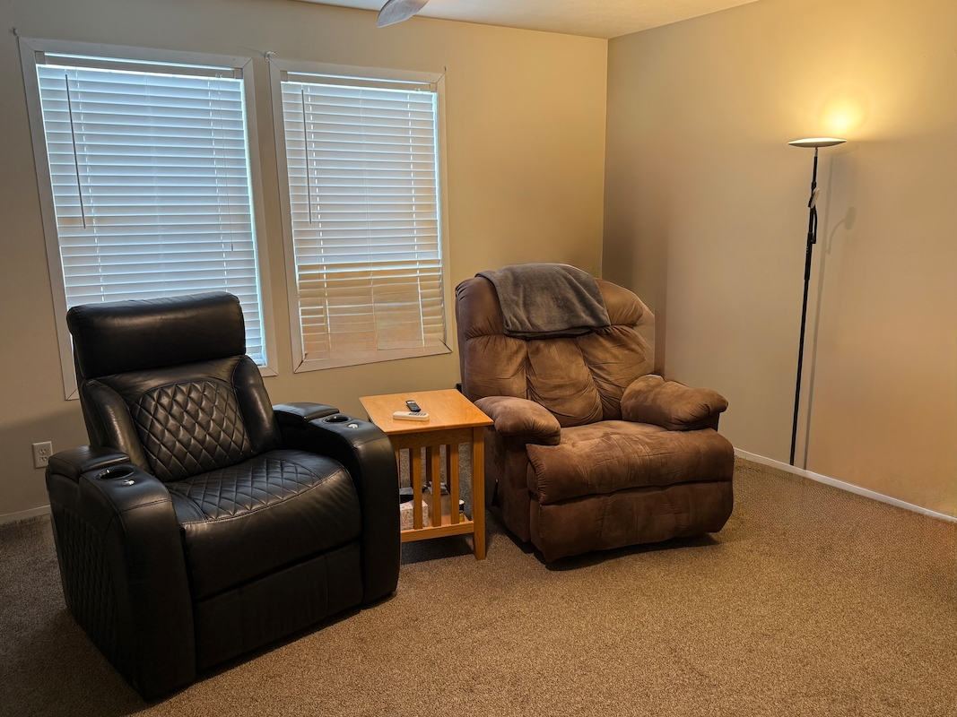 WWV Windsor Woods Village