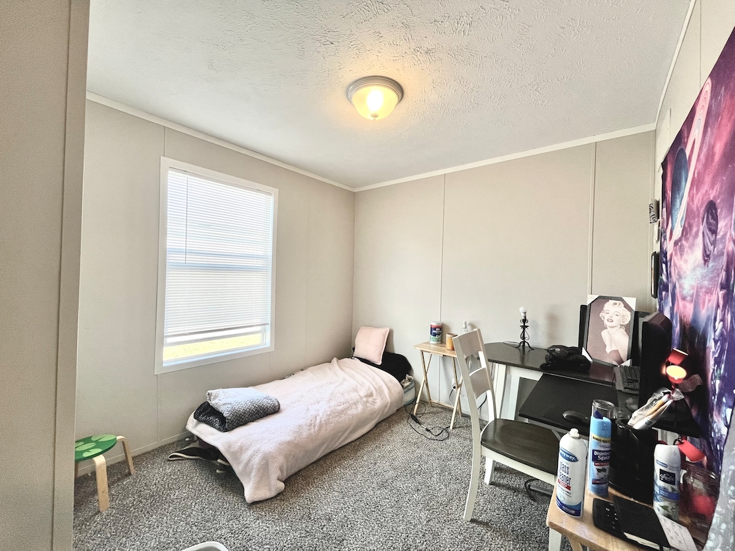 TAN Tanglewood Village