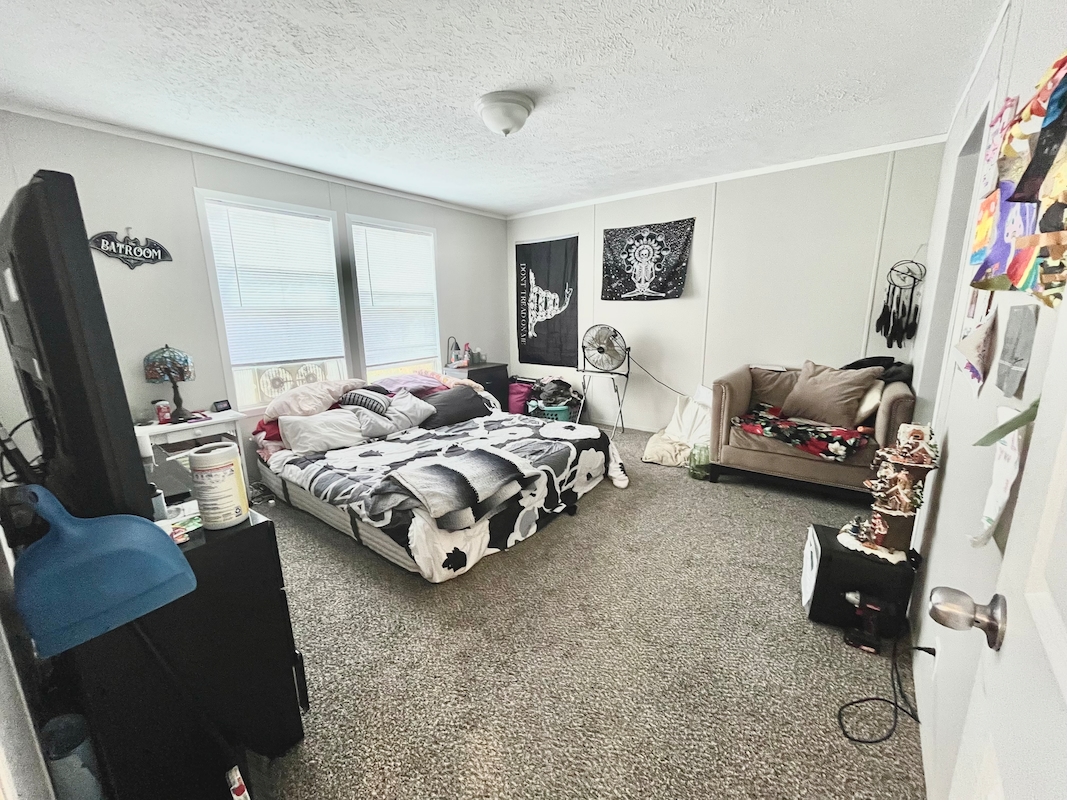 TAN Tanglewood Village