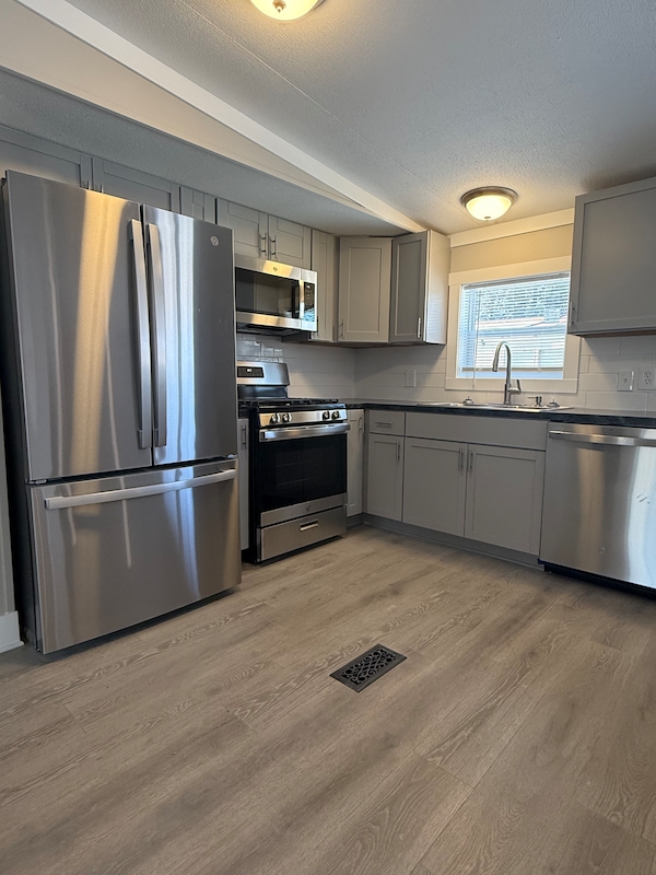 WWV Windsor Woods Village