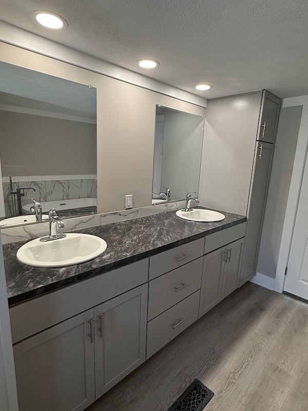 WWV Windsor Woods Village