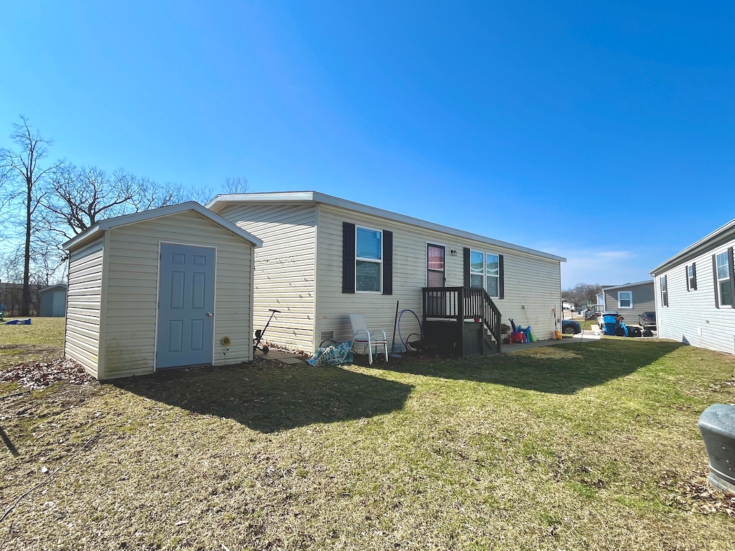 TAN Tanglewood Village