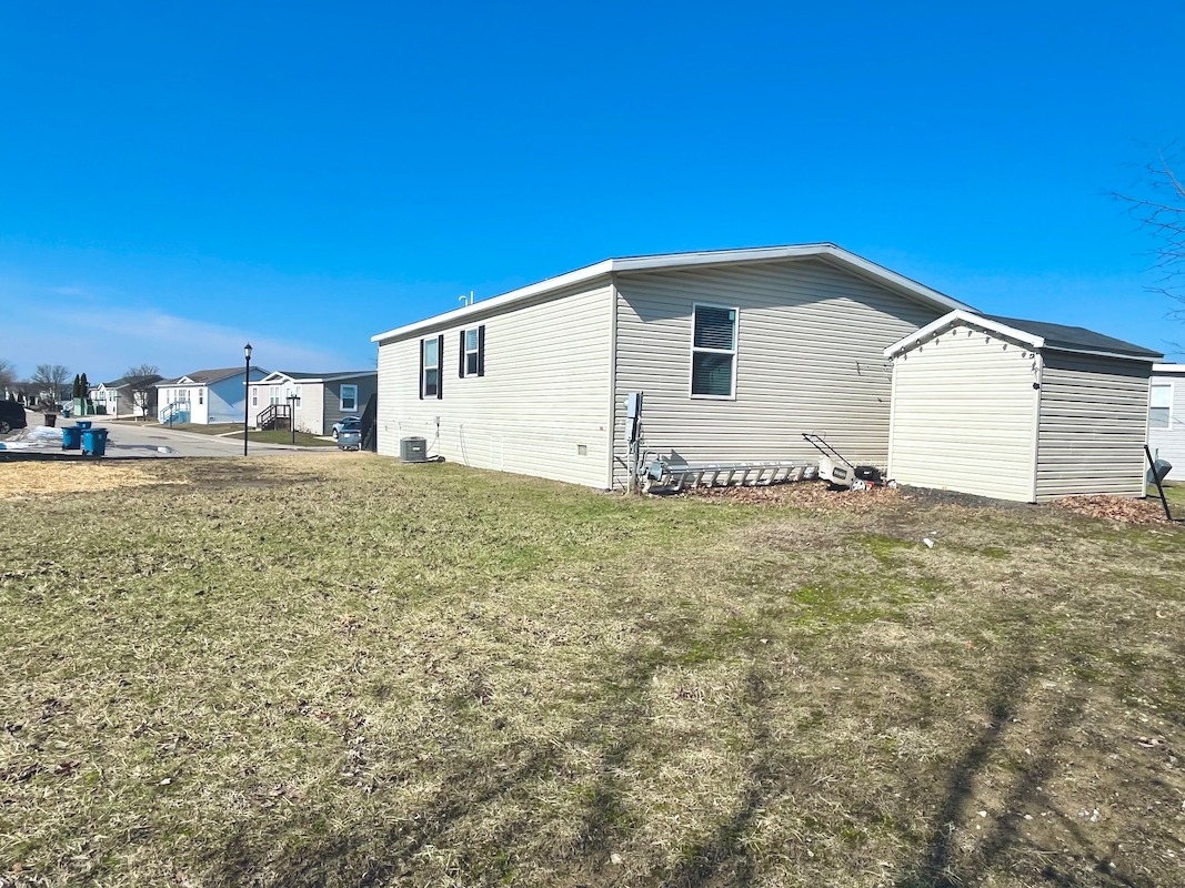 TAN Tanglewood Village