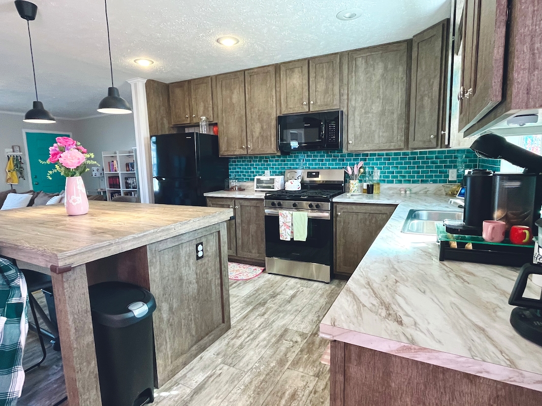 TAN Tanglewood Village