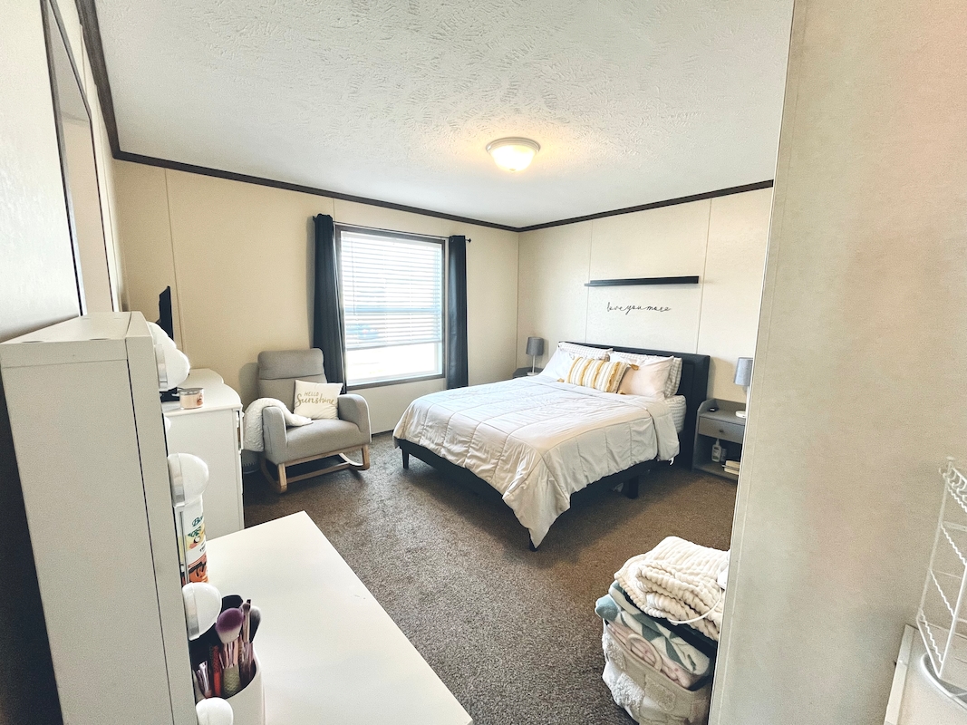 TAN Tanglewood Village