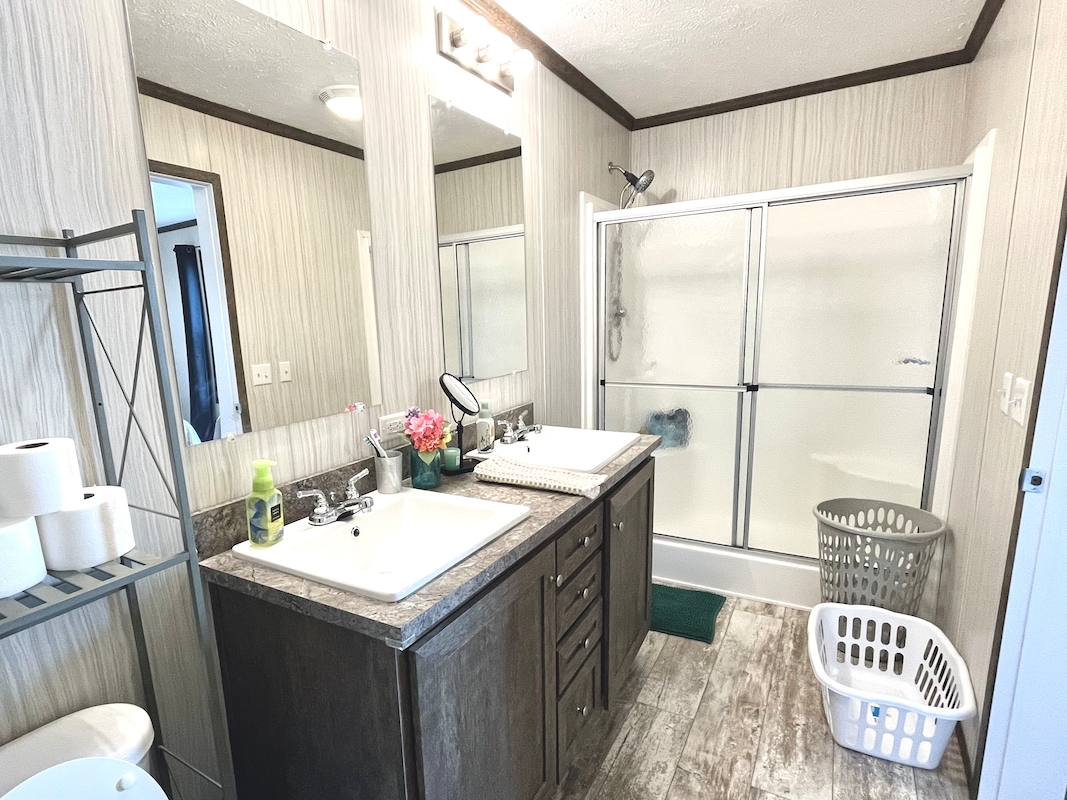 TAN Tanglewood Village