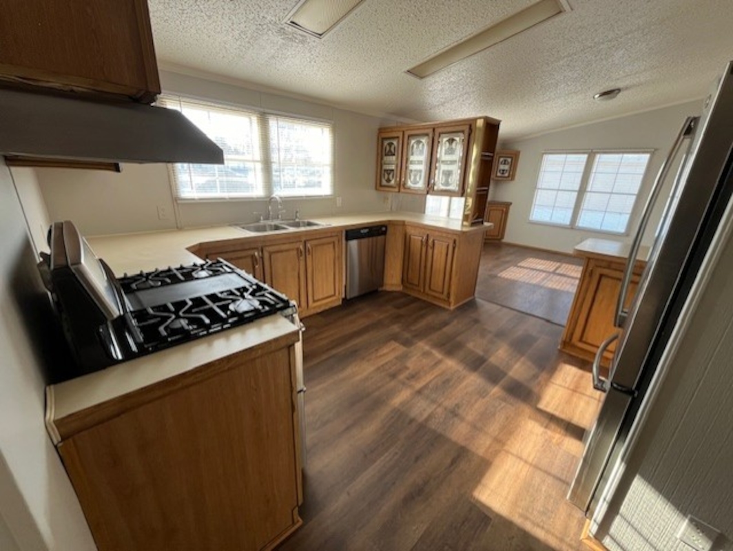 FIS Fisherman's Cove