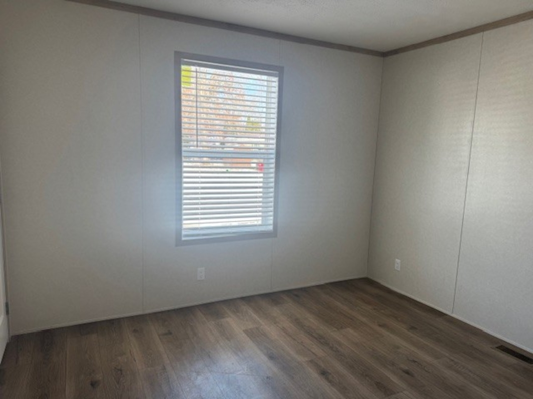 HLL Hawaiian Gardens/Holly Village