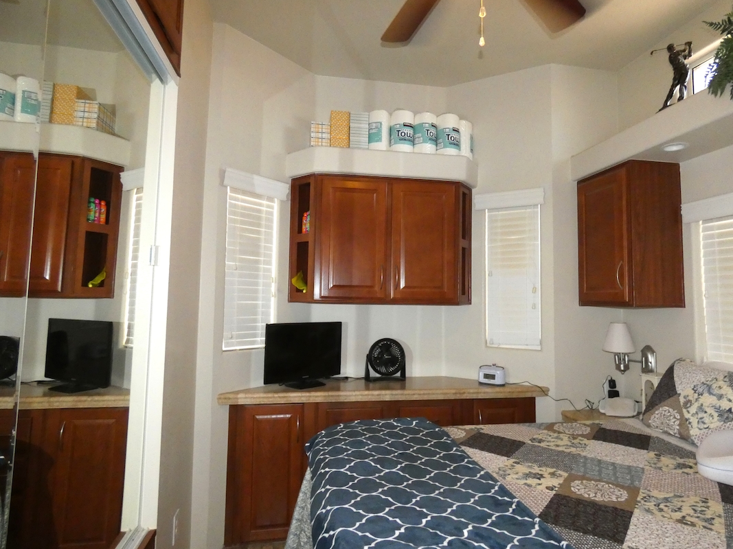 PCK Palm Creek Resort & Residences