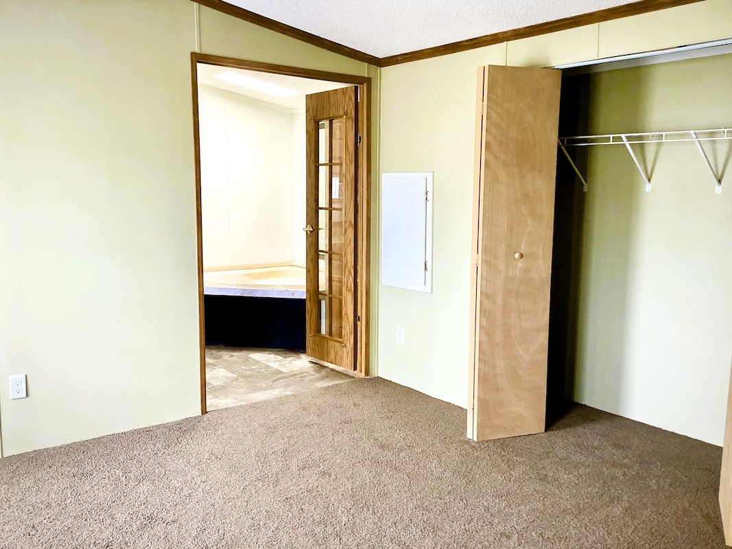 WAV Waverly Shores Village