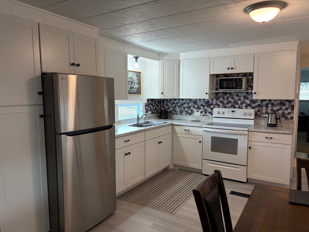 SAR Saralake Estates