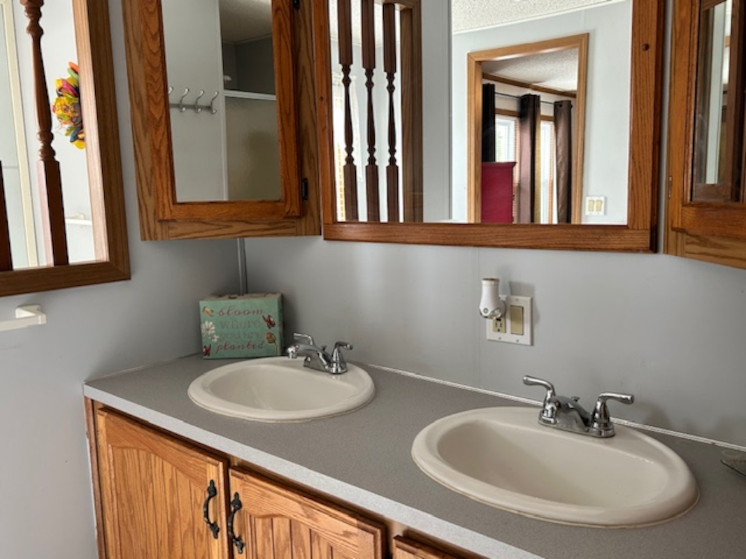 SYL Sylvan Glen Estates