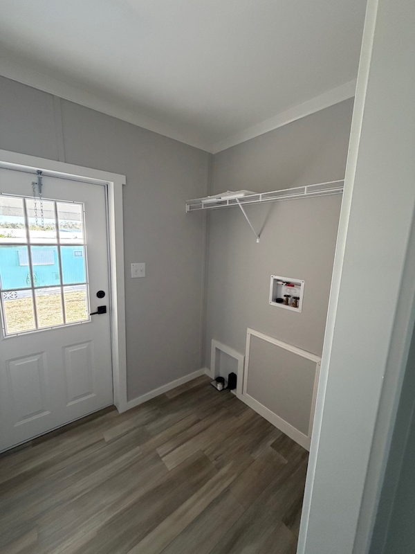 SAR Saralake Estates