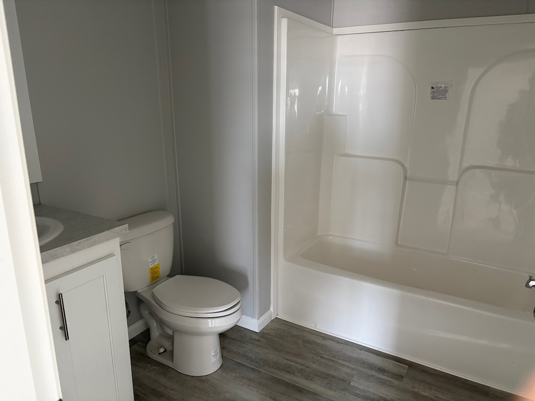 SAR Saralake Estates