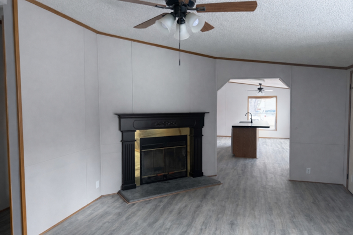 HLL Hawaiian Gardens/Holly Village