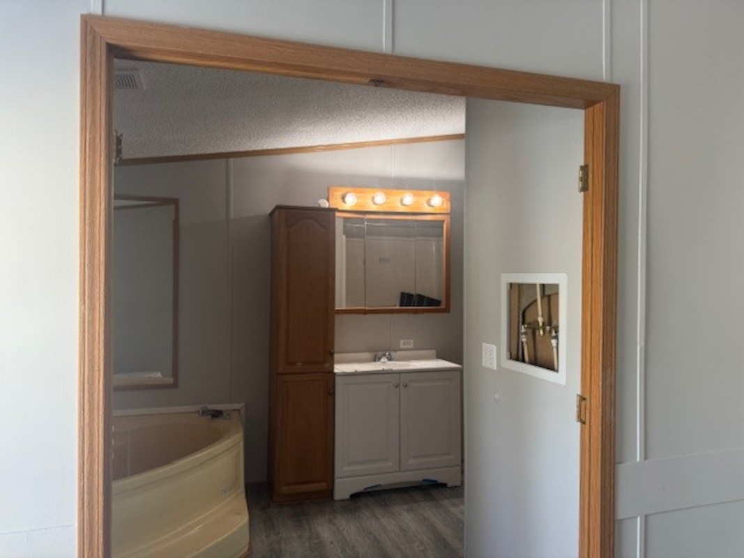 HLL Hawaiian Gardens/Holly Village