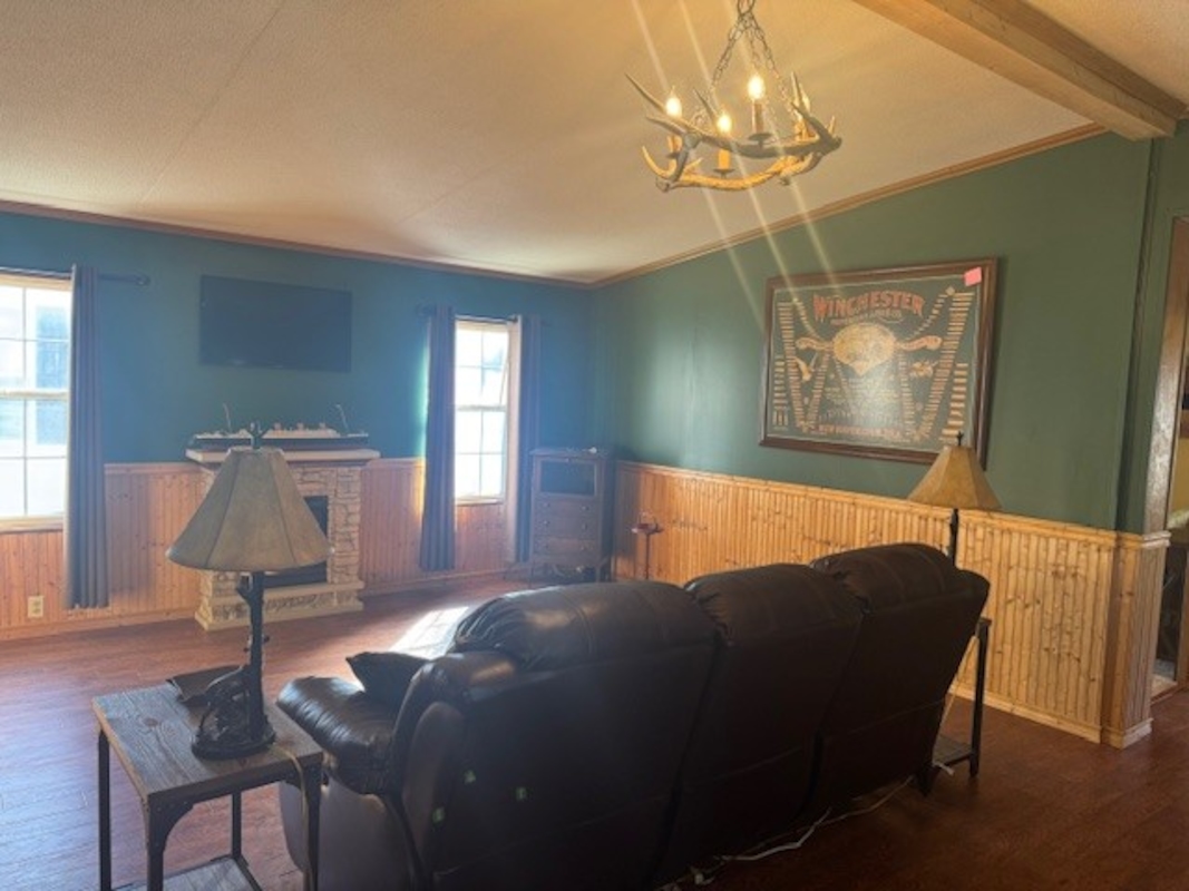 HLL Hawaiian Gardens/Holly Village