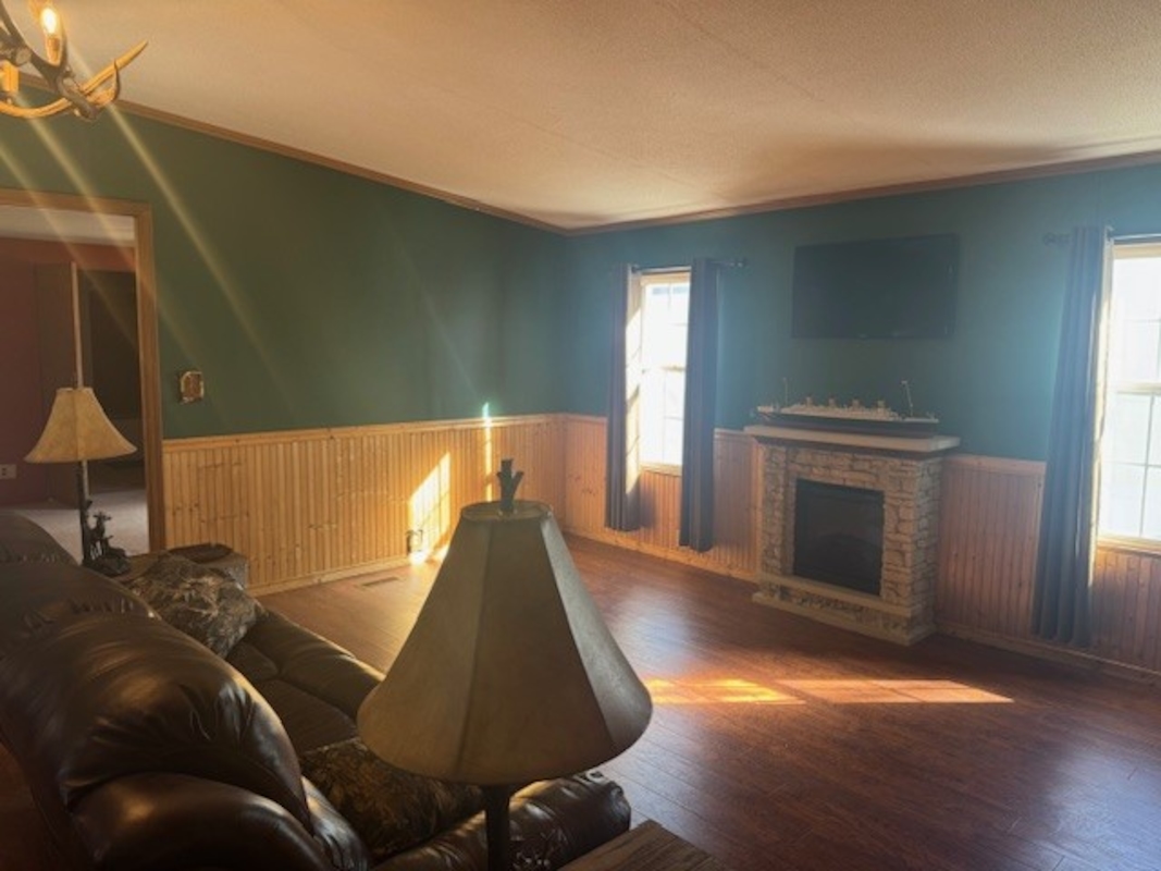 HLL Hawaiian Gardens/Holly Village