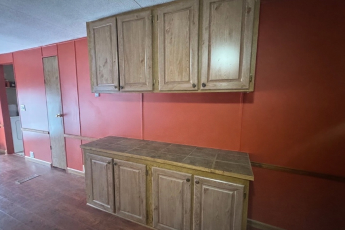 HLL Hawaiian Gardens/Holly Village