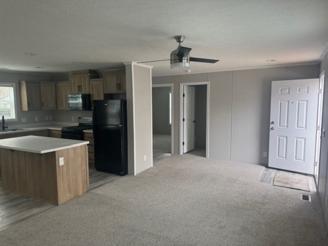 HLL Hawaiian Gardens/Holly Village