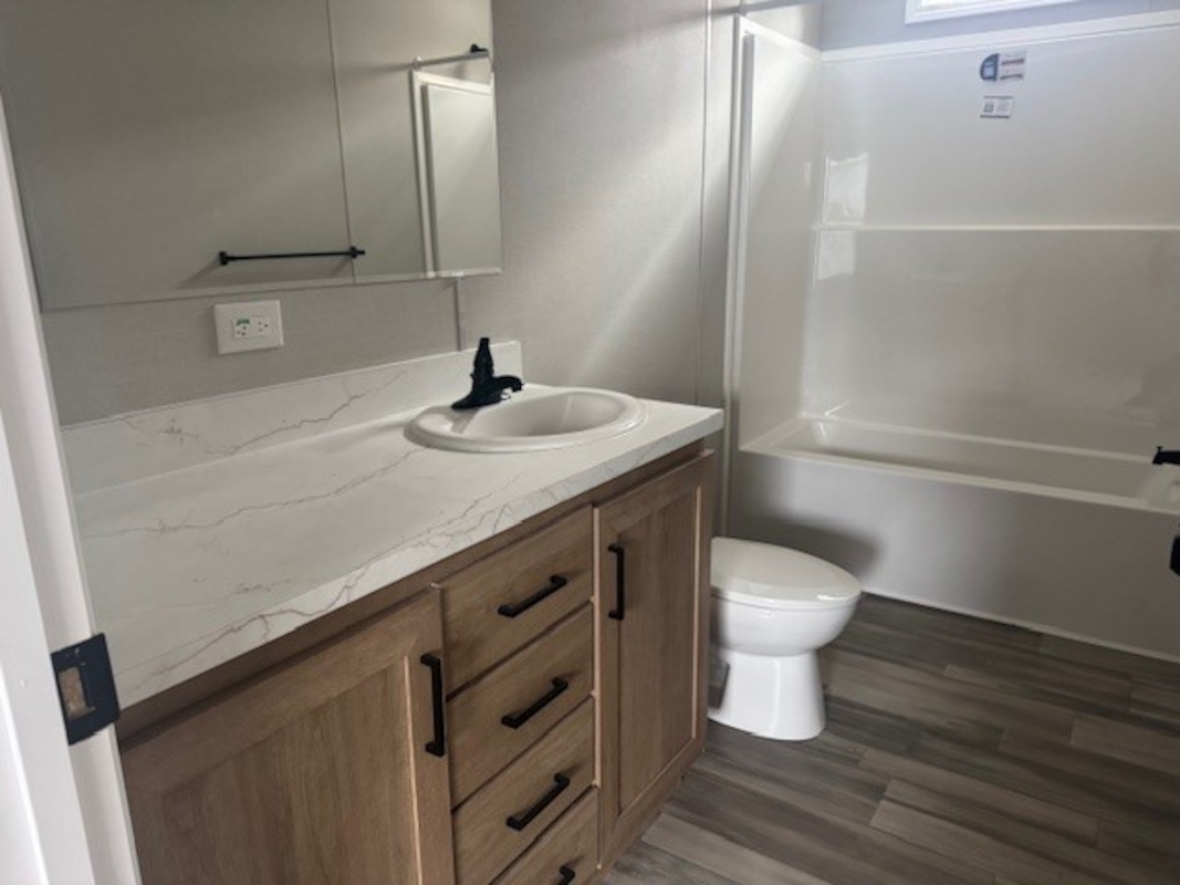 HLL Hawaiian Gardens/Holly Village