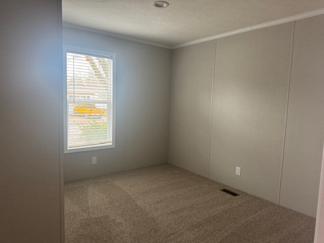 HLL Hawaiian Gardens/Holly Village