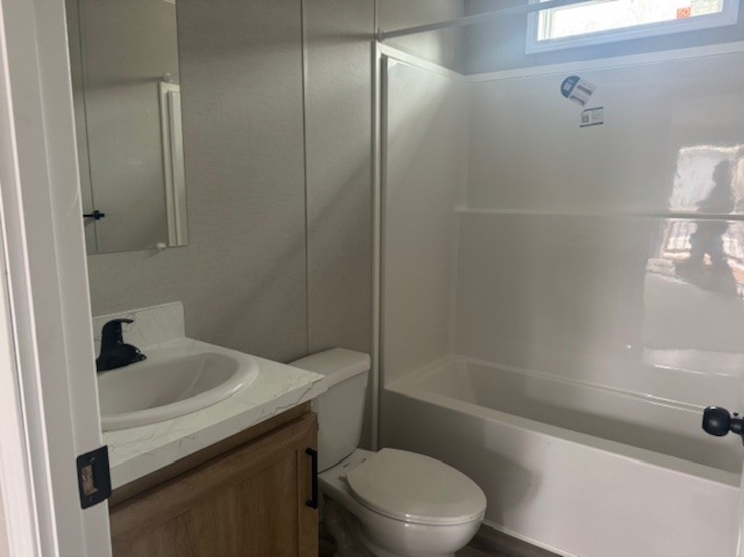 HLL Hawaiian Gardens/Holly Village