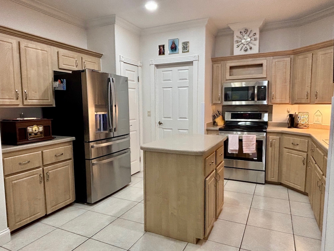 RSC Riverside Club Golf & Marina Community