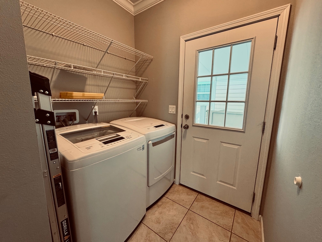 OBJ Ocean Breeze Resort