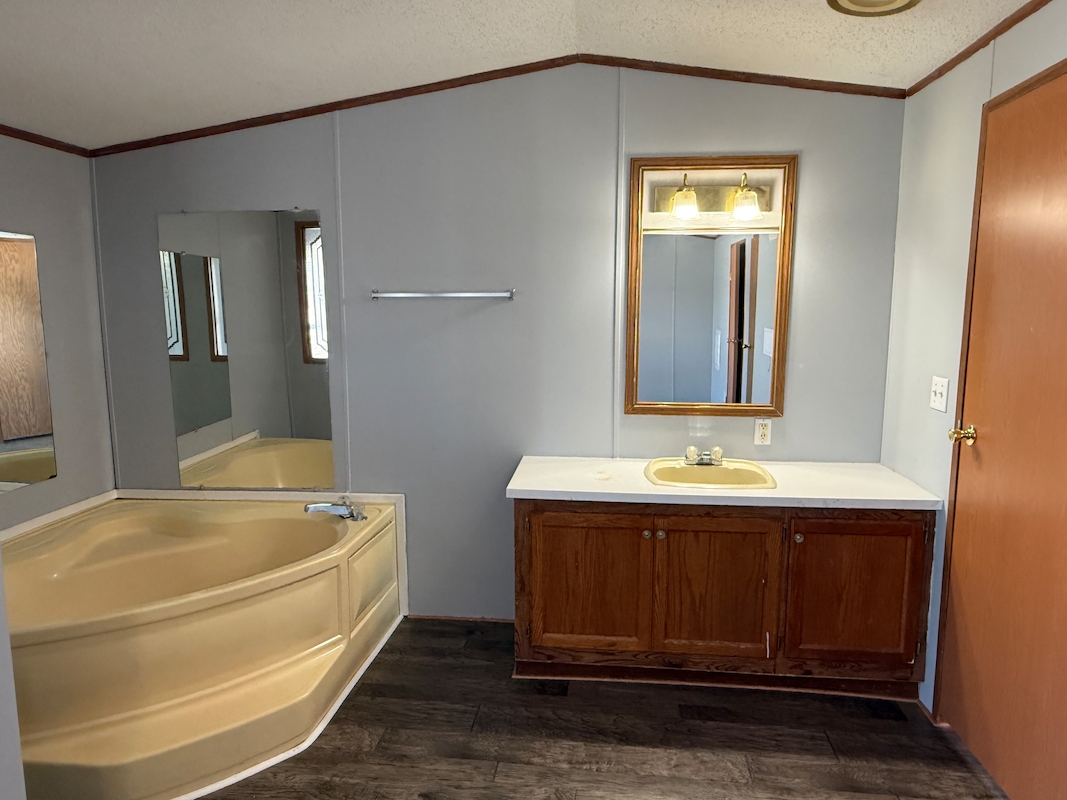 KEN Kensington Meadows