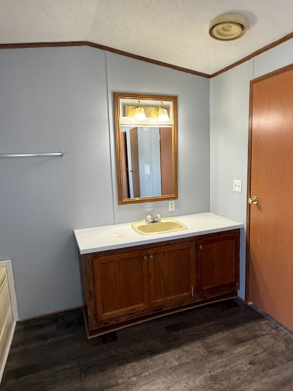 KEN Kensington Meadows