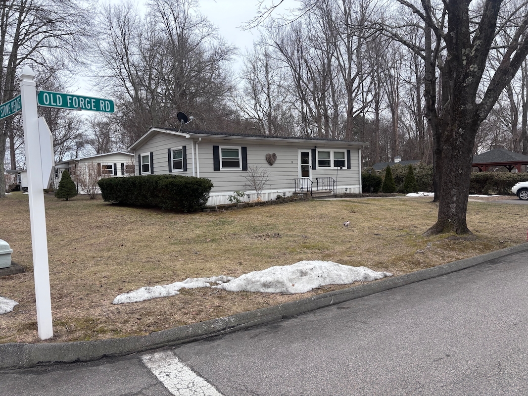 NEV New England Village