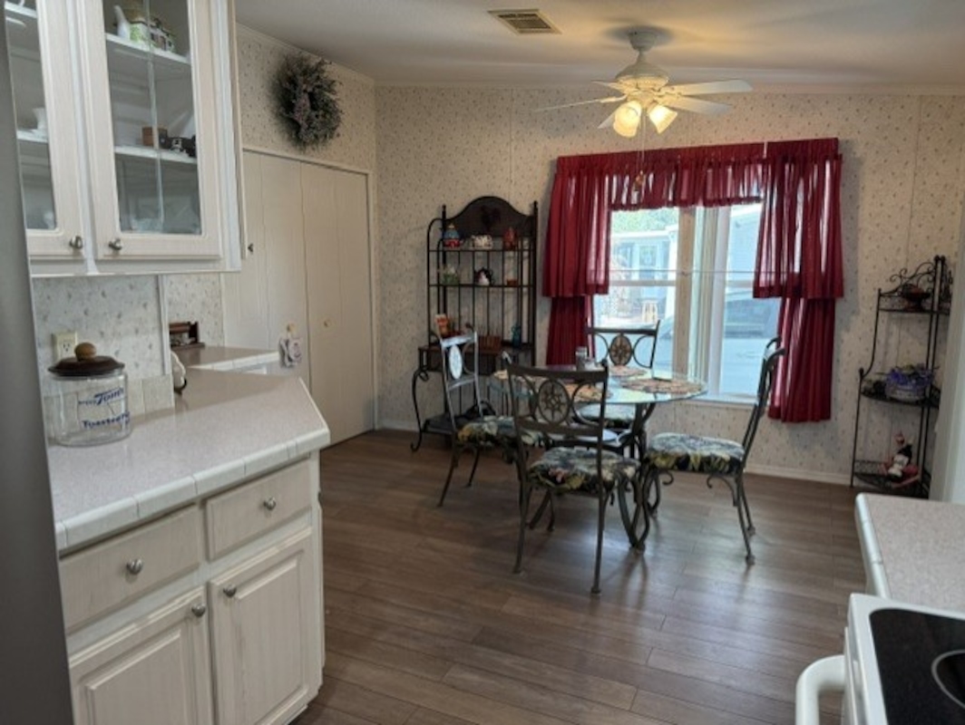 WMV Windmill Village