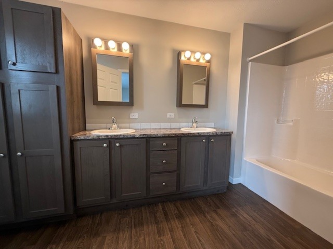 CAR Carrington Pointe