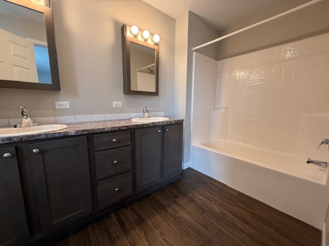 CAR Carrington Pointe