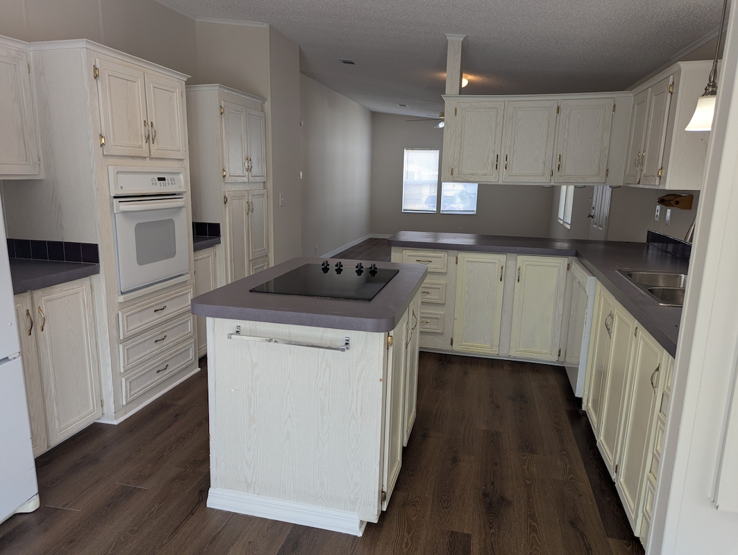 HAT The Hamptons Golf & Country Club