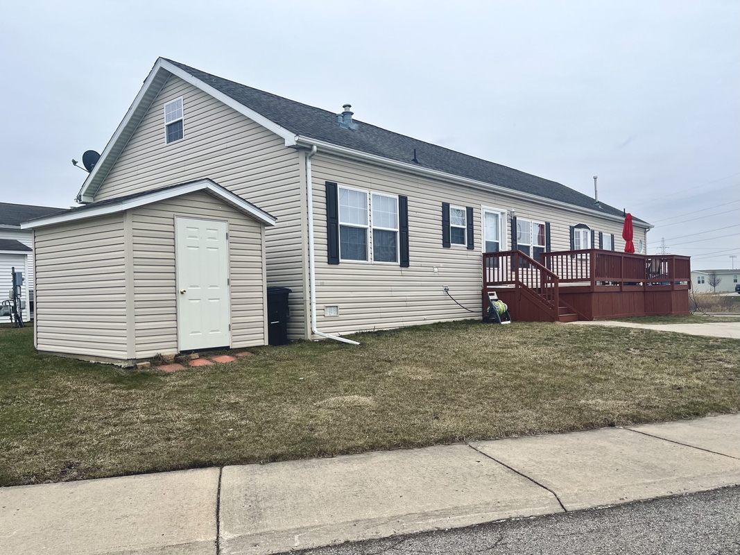 TAN Tanglewood Village