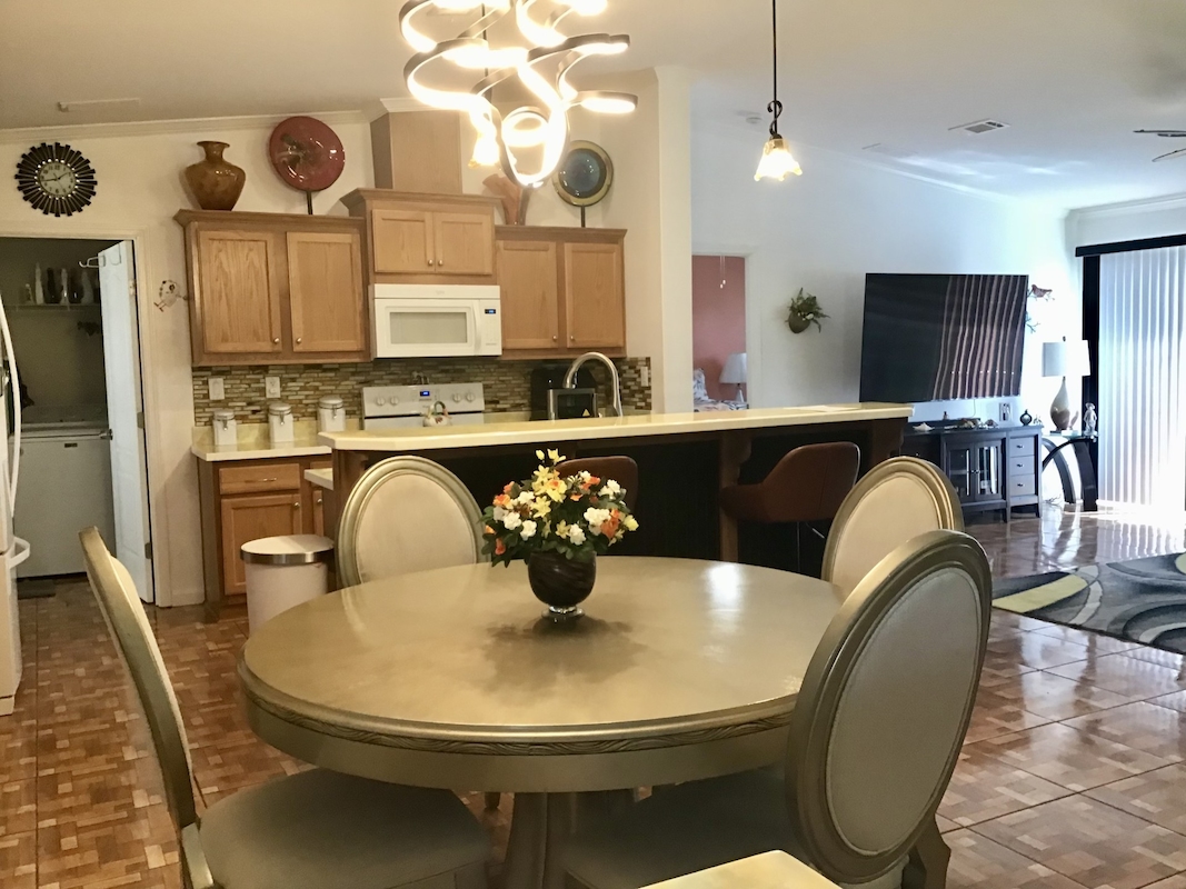 LCV La Costa Village