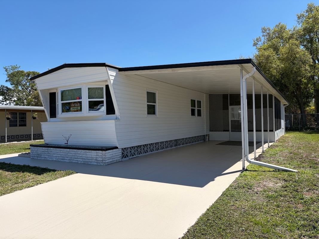 SAR Saralake Estates